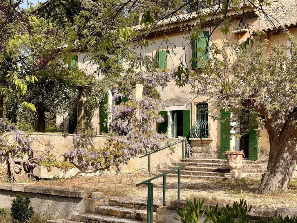 Hotel Mas De Monge Tarascon Zimmer foto
