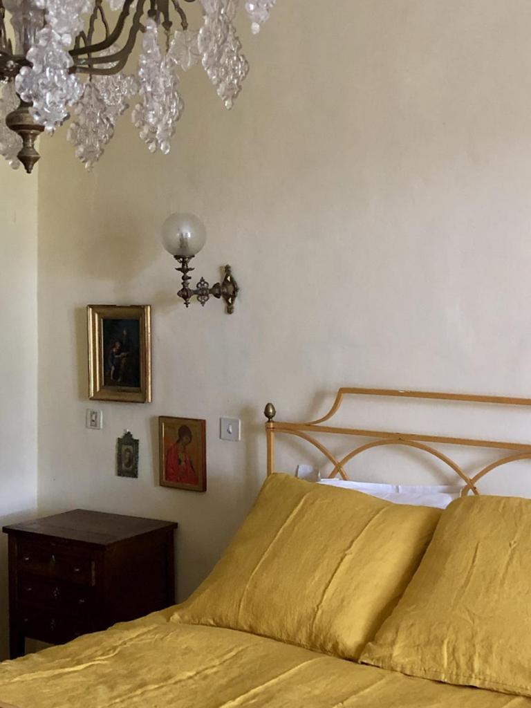 Hotel Mas De Monge Tarascon Zimmer foto